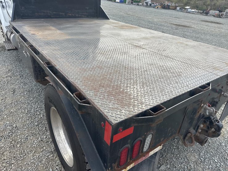ford-f750-image-18