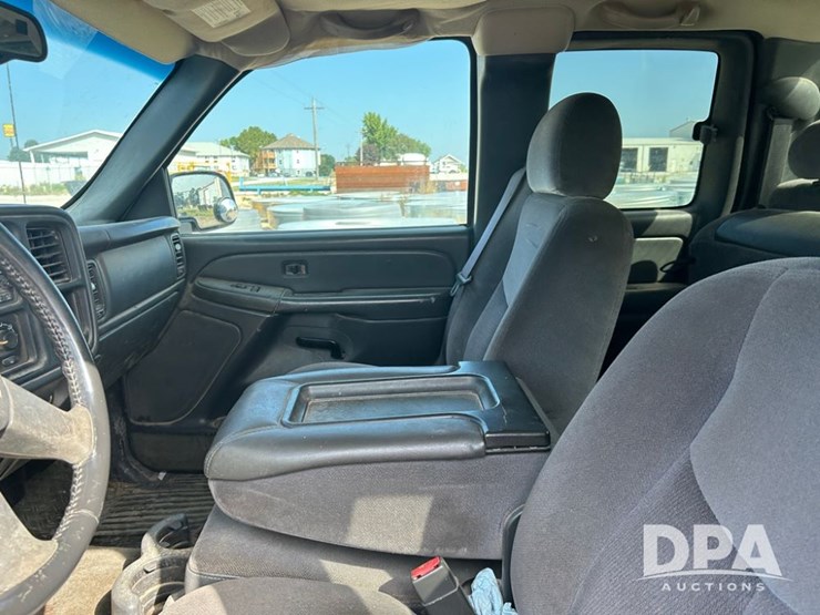 2005-gmc-extended-cab-pickup-(cp1139,-unit-7170)-image-21