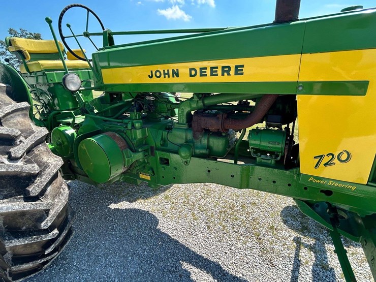 1957-john-deere-720-image-7