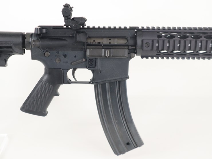#77-•-#733-•-spike's-tactical-st-15-cal-300-aac-blackout-rifle-image-3