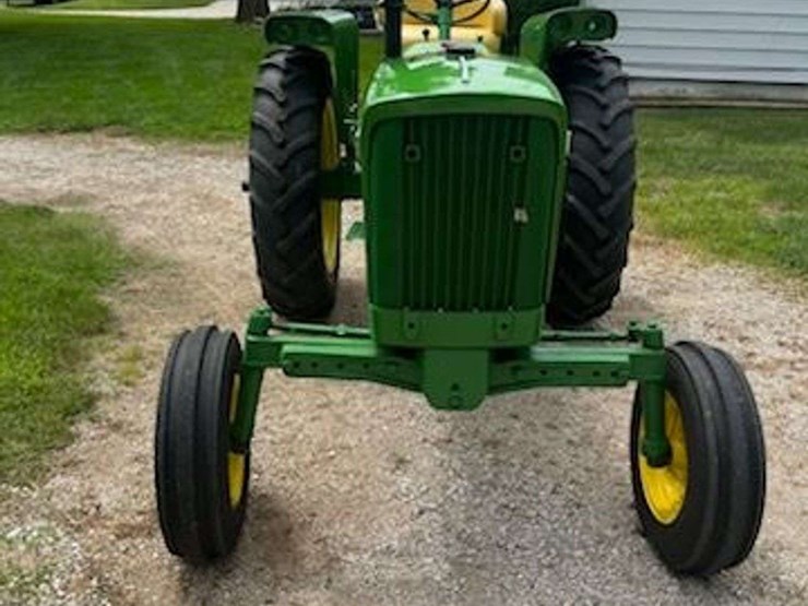 1961-john-deere-2010-image-2