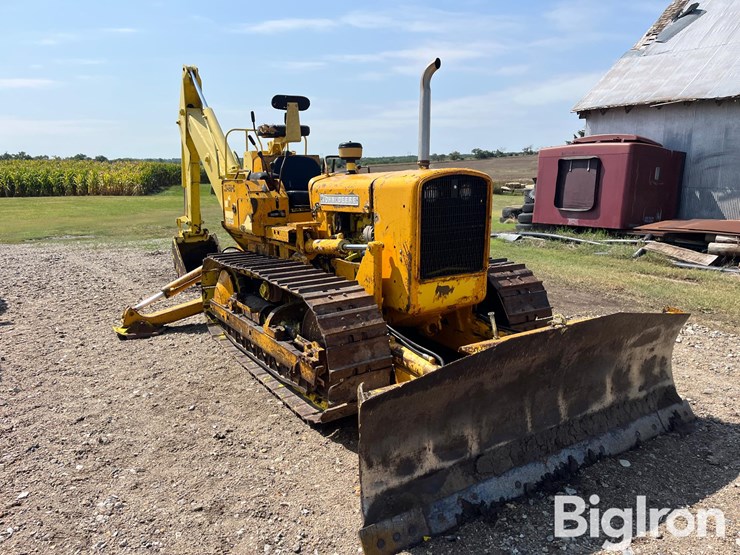 1980-deere-450c-image-1