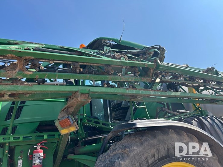 2019-john-deere-r4045-image-24