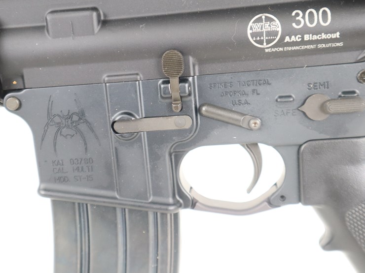 #101-•-#723-•-spike's-tactical-model-st-15-rifle.-300-aac-blackout-image-9