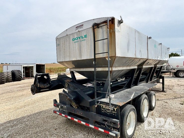 2012-behnke-dry-tender-trailer-(gp11554)-image-5