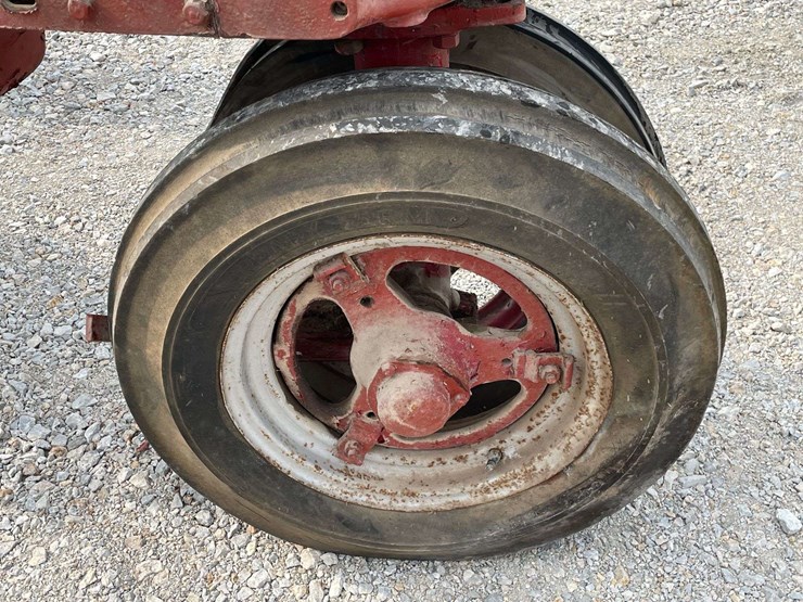 farmall-h-image-17