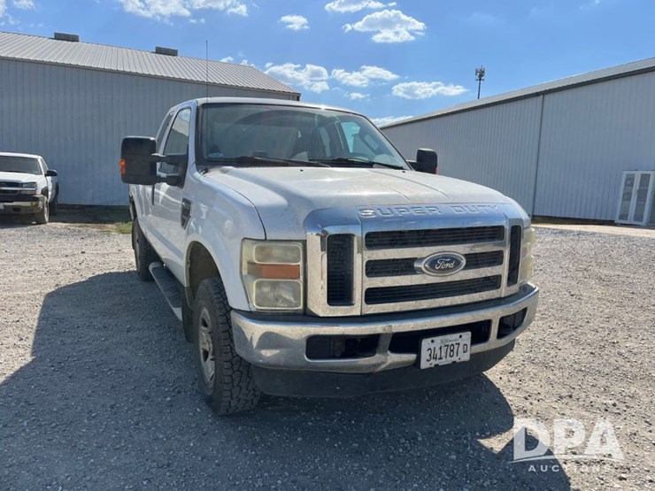 2009-ford-f250-xlt-image-4