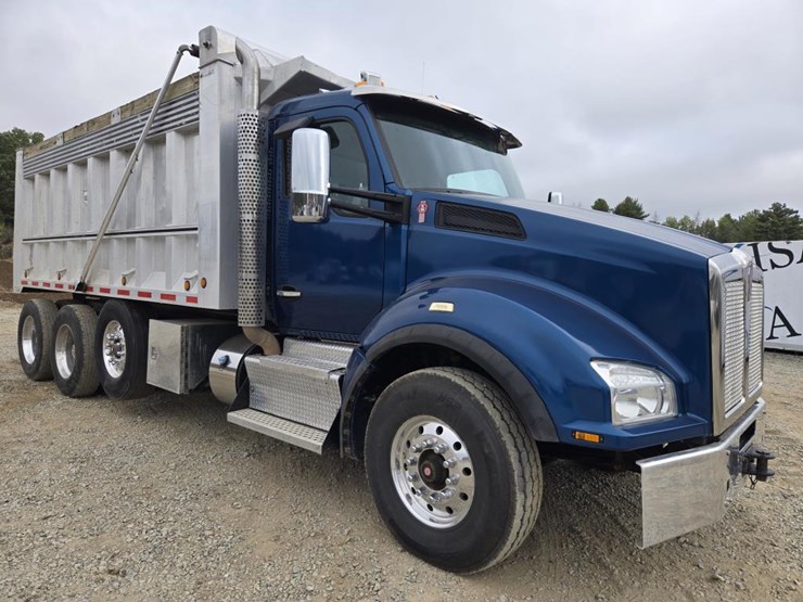 2017-kenworth-t880-image-7