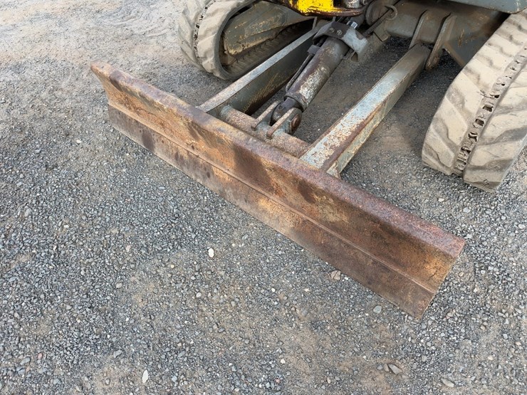2008-wacker-neuson-38z3-image-17