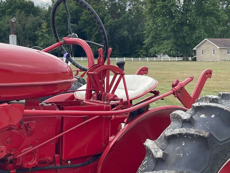 farmall-130-image-46