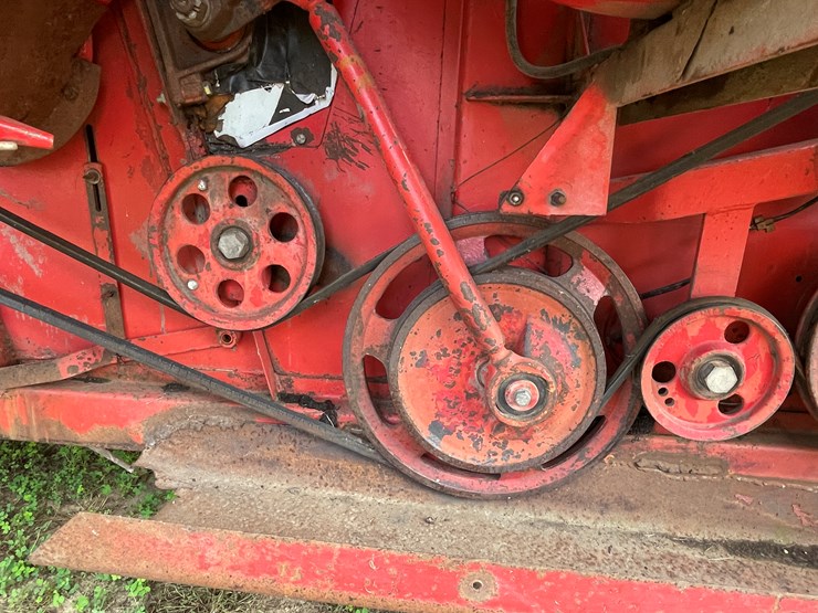massey-ferguson-510-image-17
