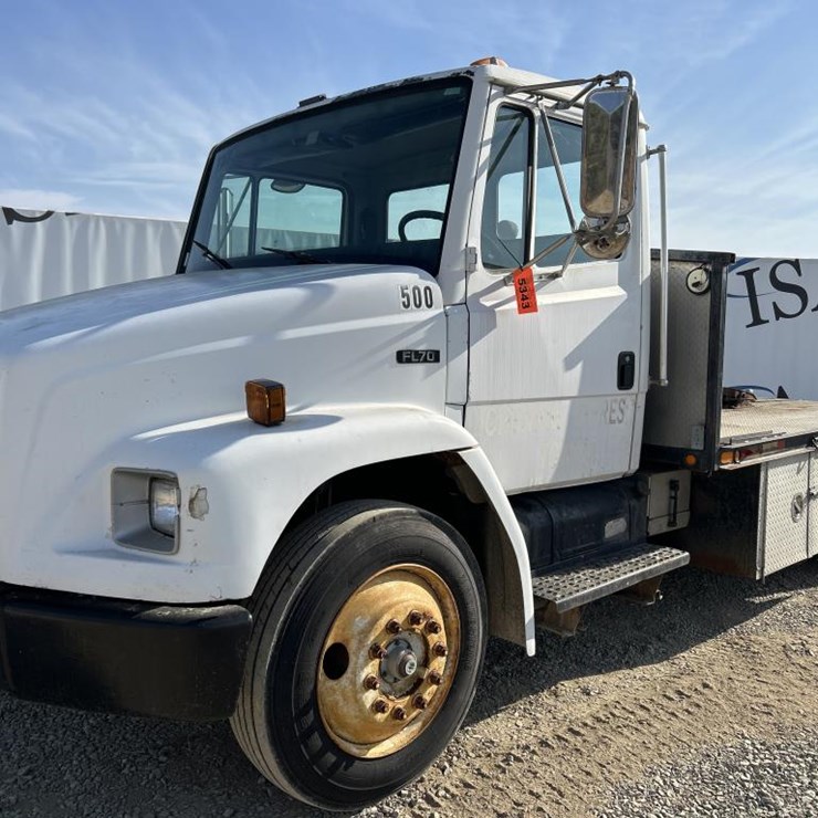 1995 FREIGHTLINER FL70