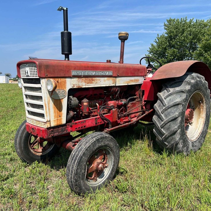 INTERNATIONAL 660