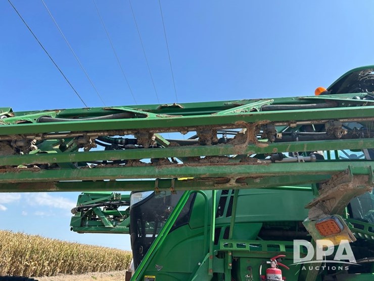 2019-john-deere-r4045-image-23