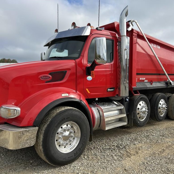 2014 PETERBILT 567