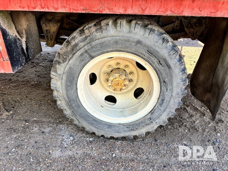 1981-international-1754-bucket-truck-(gp11561,-unit-78228)-image-24