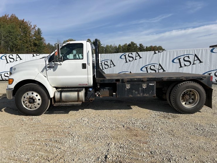 ford-f750-image-2