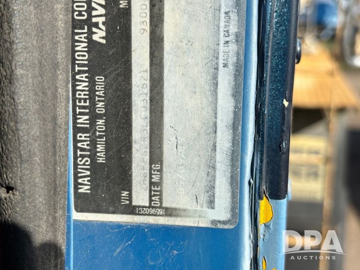 1990-international-9300-image-100
