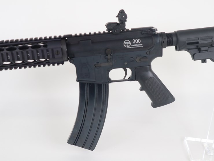 #63-•-#721-•-spike's-tactical-model-st-15-rifle.-300-aac-blackout-image-7