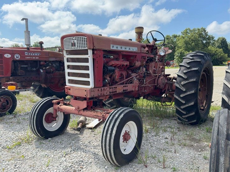 farmall-560-diesel-image-1