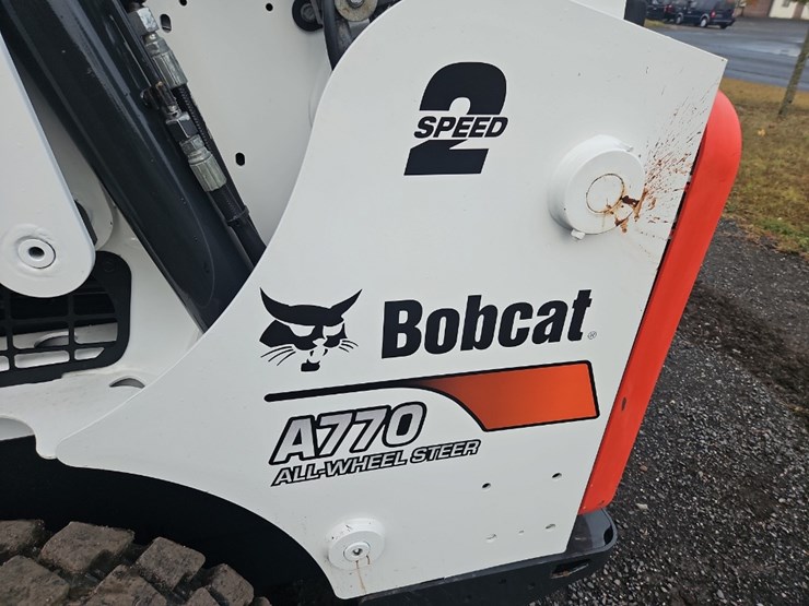2018-bobcat-a770-image-13