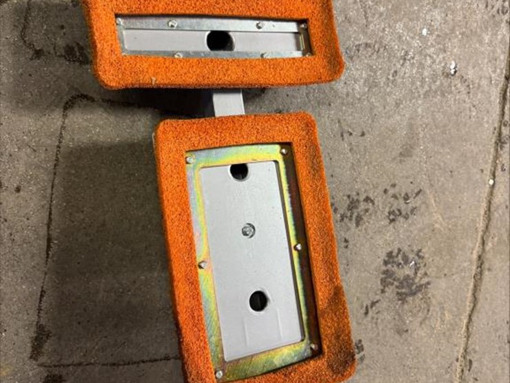 #2131-•-unilyft-paver-placer-for-mini-skid-steer-image-5