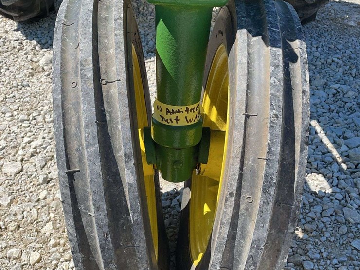 john-deere-h-image-10