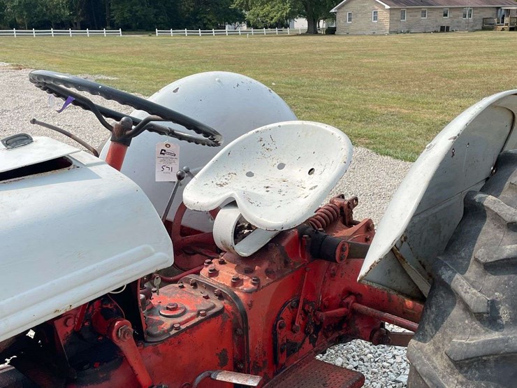 ford-8n-image-36