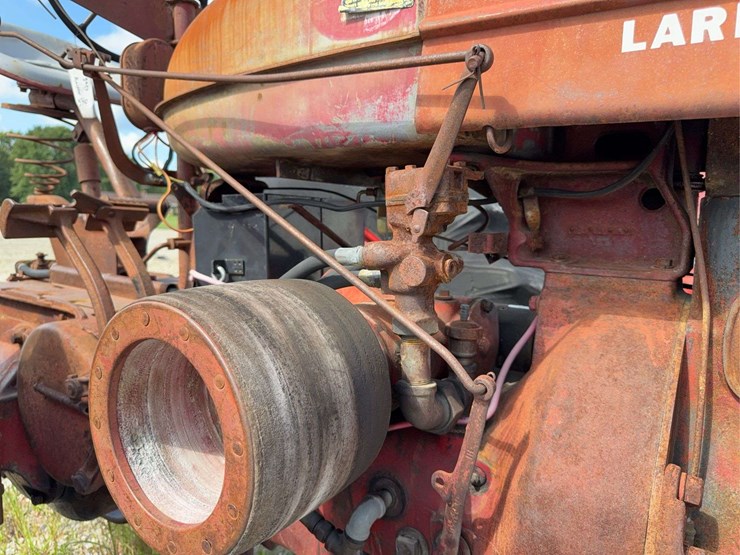 farmall-m-image-32