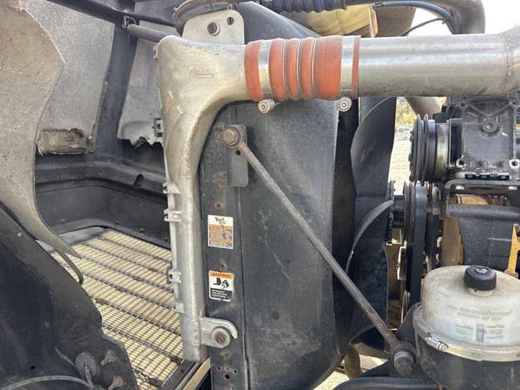 2009-kenworth-w900-image-15