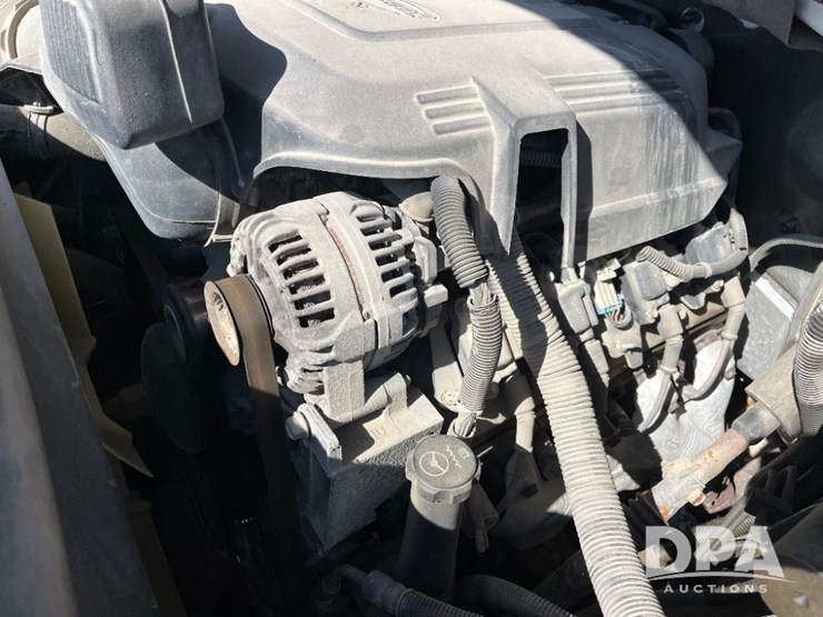 2011-chevrolet-3500hd-image-63