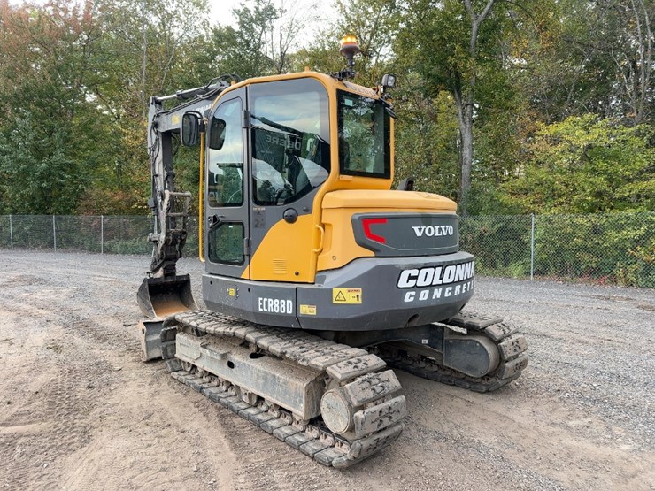 2018-volvo-ecr88d-image-3