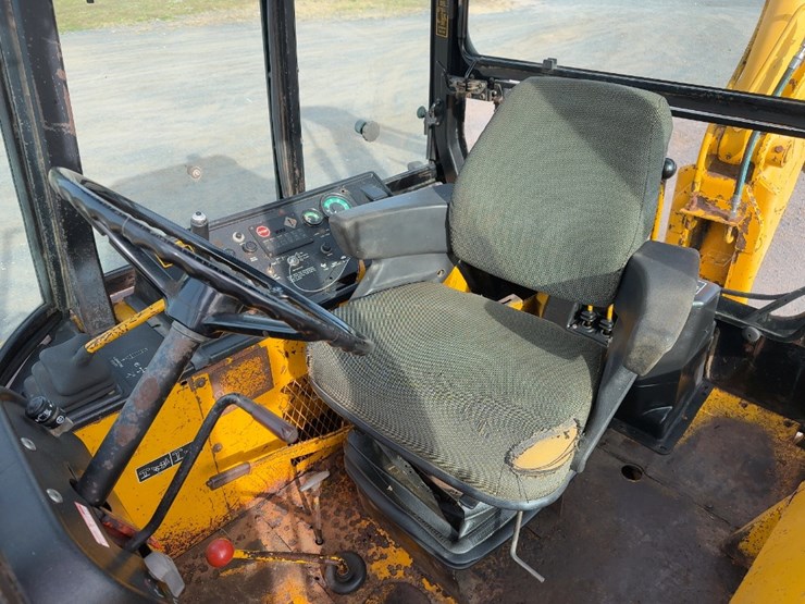 1986-deere-310c-image-24