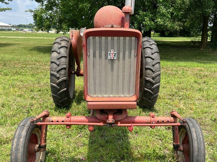 farmall-404-lp-image-8