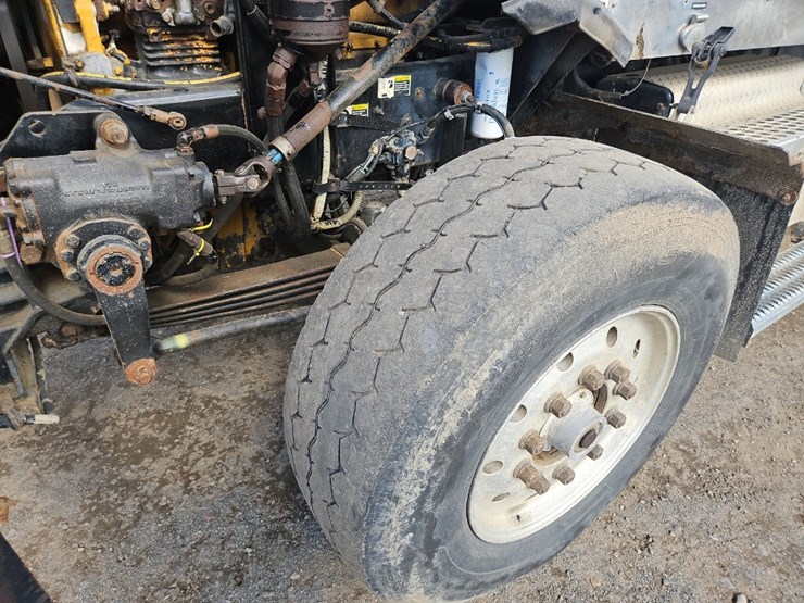 2001-kenworth-t800-image-12