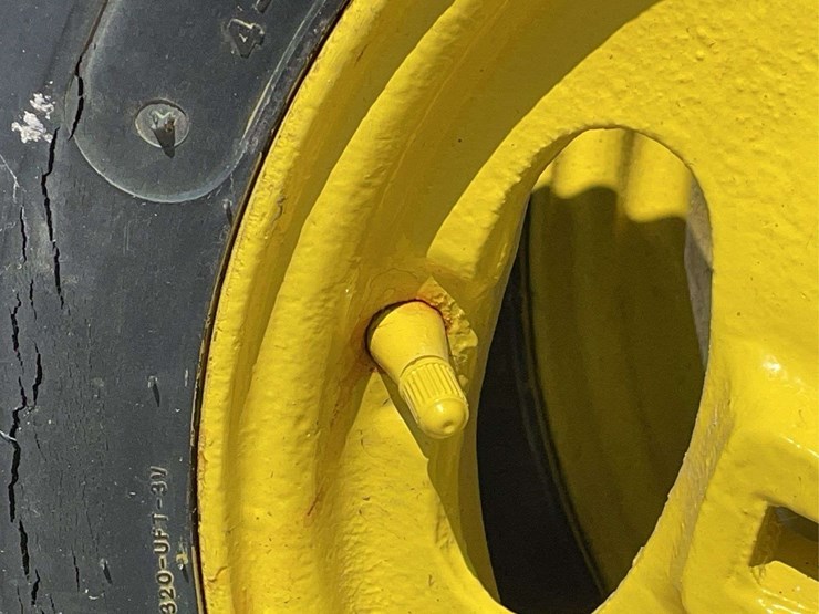 john-deere-h-image-12