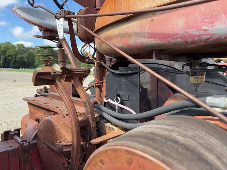 farmall-m-image-33