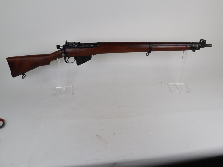 #26-•-#1299-•-savage-arms-made-lee-enfield-no-4-mk1*-bolt-action-rifle-.303-british,-image-1