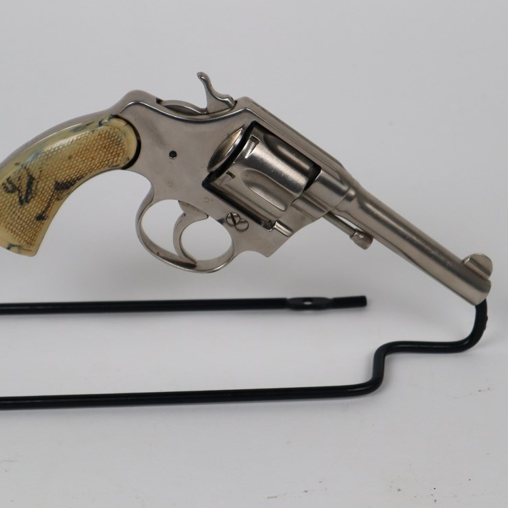 #71 • #1224 • Colt Police Positive Revolver 38 Spl