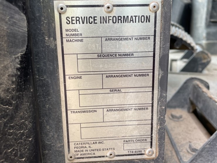 2019-caterpillar-d8t-image-50