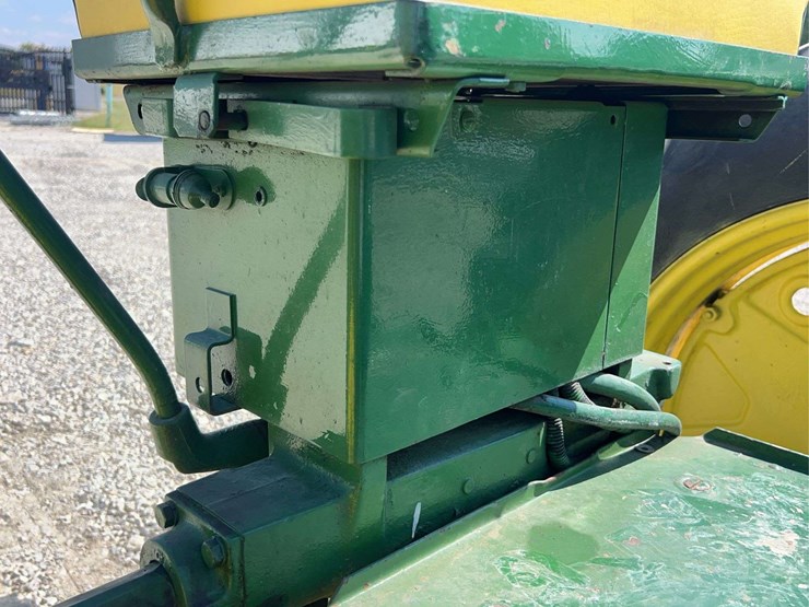 john-deere-60-image-30