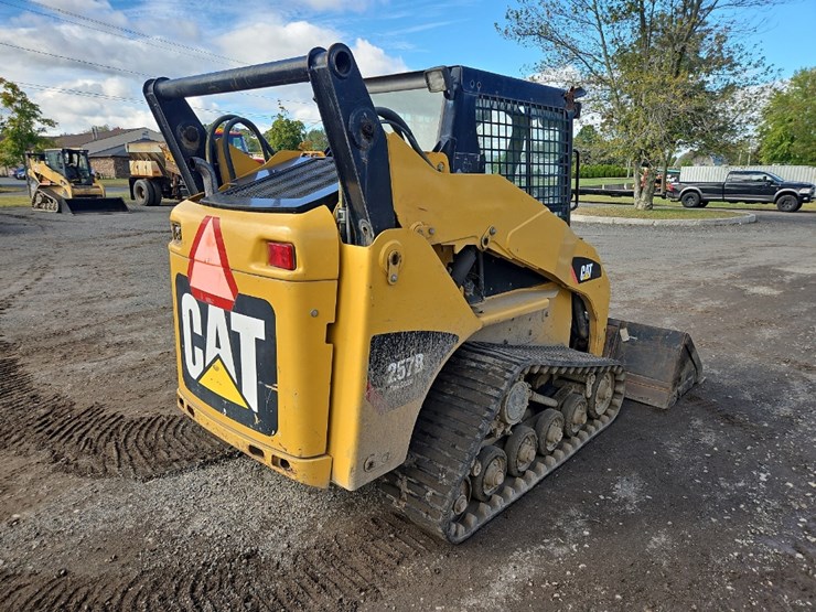 2011-caterpillar-257b3-image-5