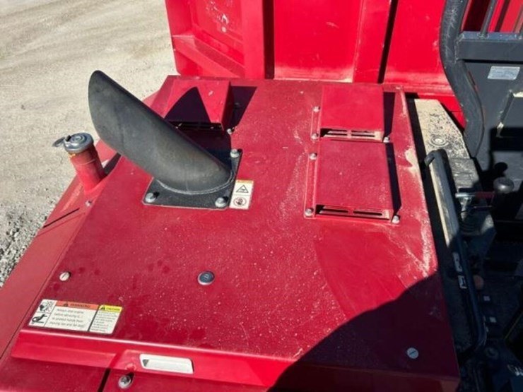 2020-yanmar-c50r-image-28