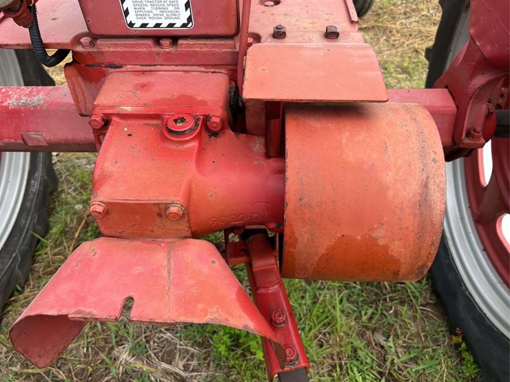 farmall-c-image-59