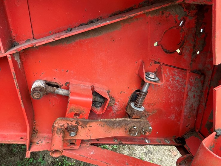 massey-ferguson-510-image-32