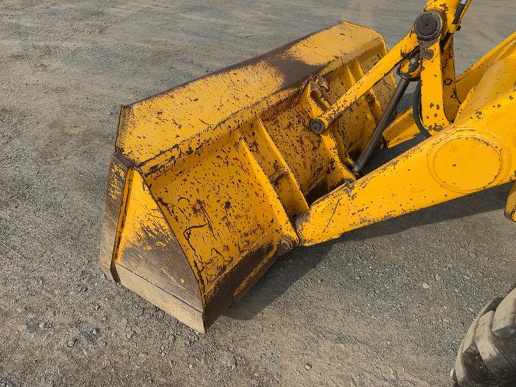 1986-deere-310c-image-10