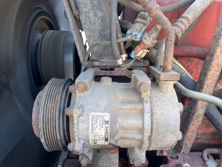 2007-peterbilt-367-image-24