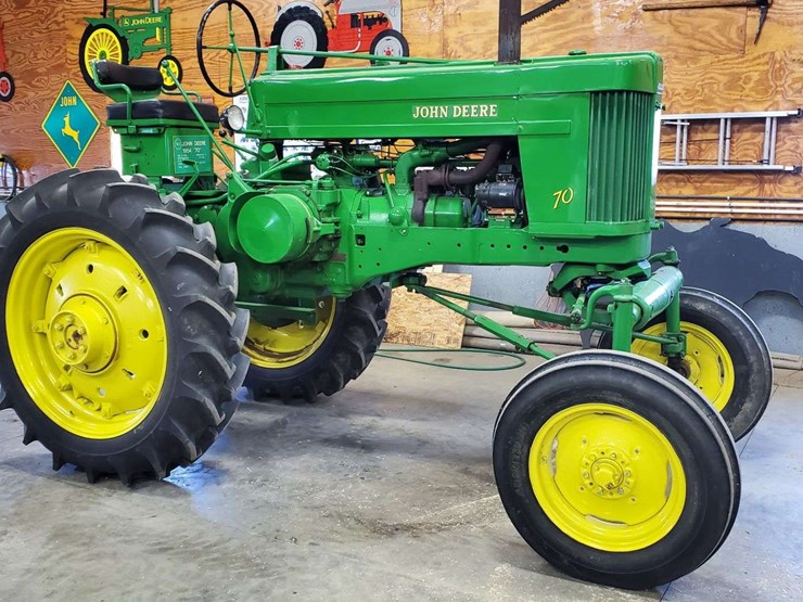 1954-john-deere-70-image-2