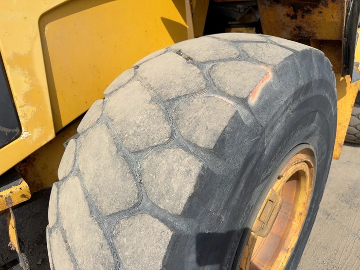 1999-caterpillar-950g-image-13