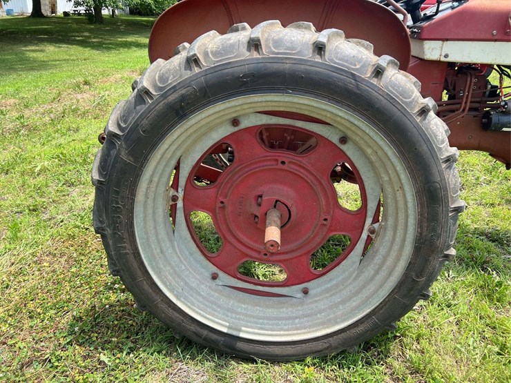 farmall-404-lp-image-47